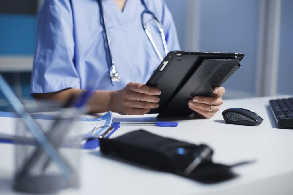 Como atrair mais pacientes e fortalecer a imagem da sua instituição de saúde